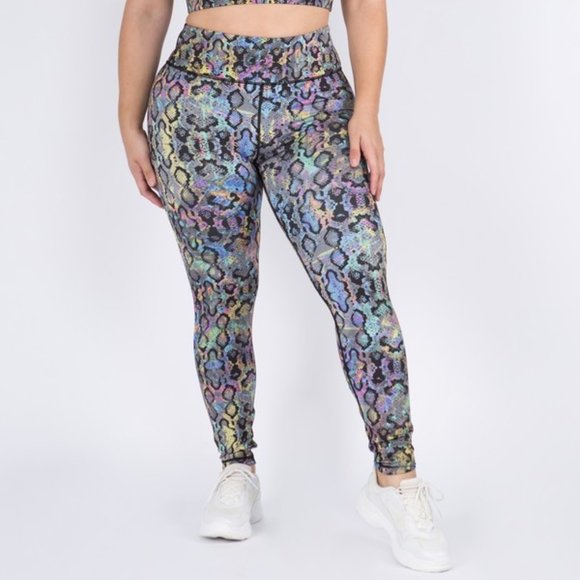 Women's Active Snakeskin Print Workout Leggings - Picture 4 of 8